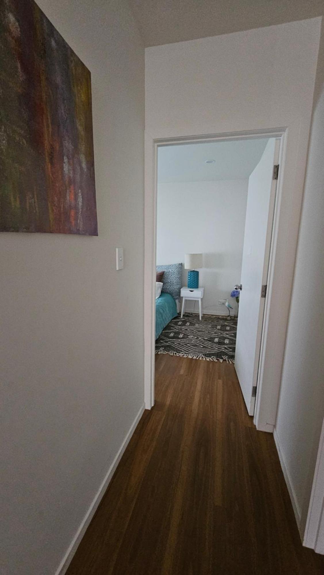 This Fabulous, Single-Level 3 Plus 1 Small Room With Folding Sofa Home Auckland Buitenkant foto