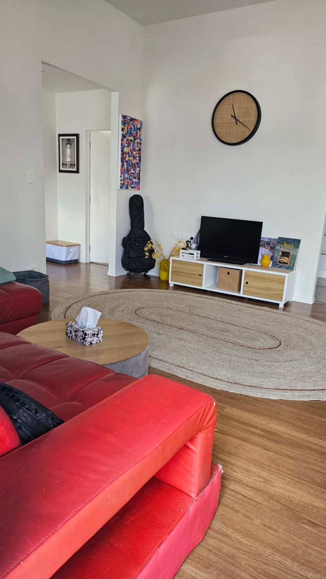 This Fabulous, Single-Level 3 Plus 1 Small Room With Folding Sofa Home Auckland Buitenkant foto